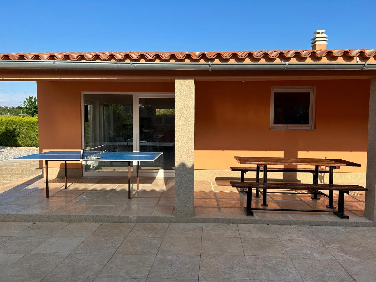 Dora House With Wifi And Outdoor Swimming Pool Villa Pula Exterior photo